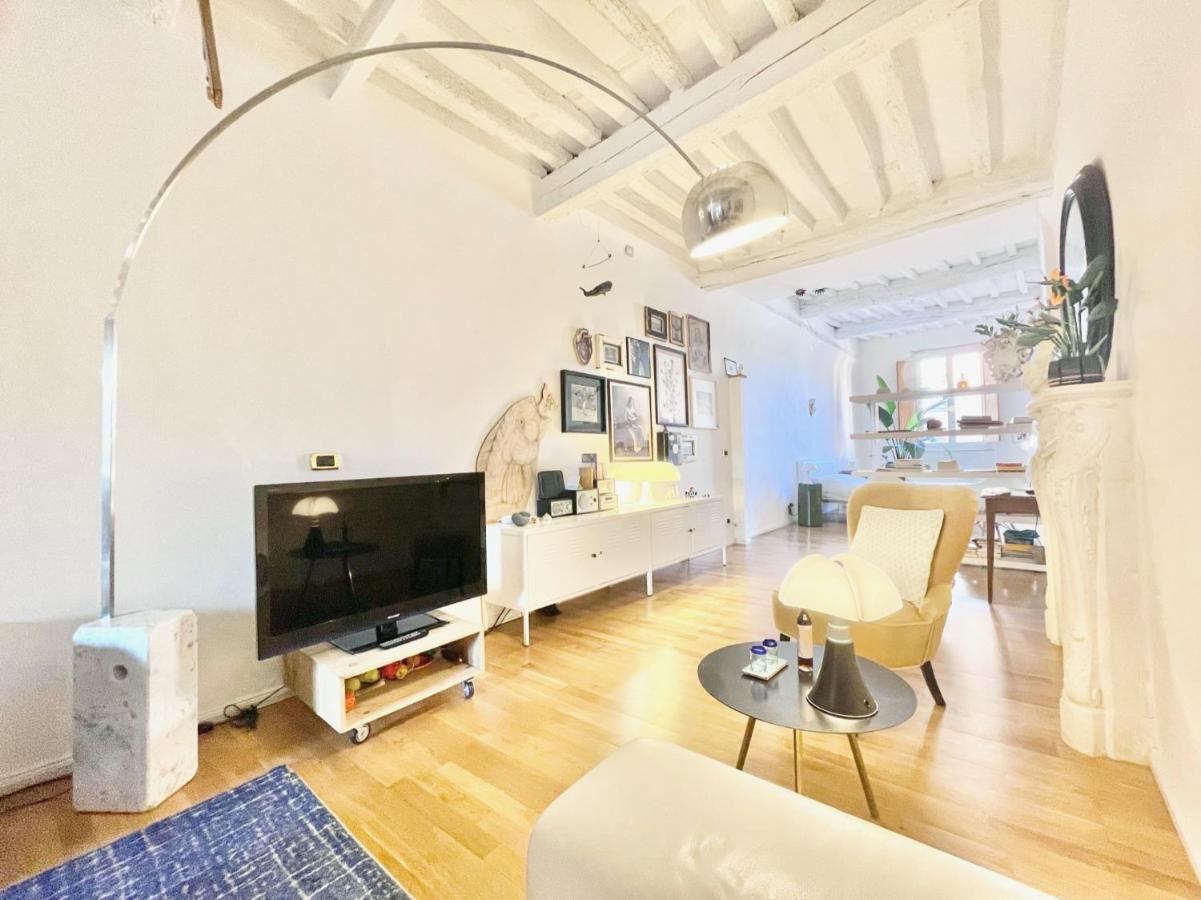 La Casa Del Pesce - Within The Historical Walls Of Λούκα Εξωτερικό φωτογραφία